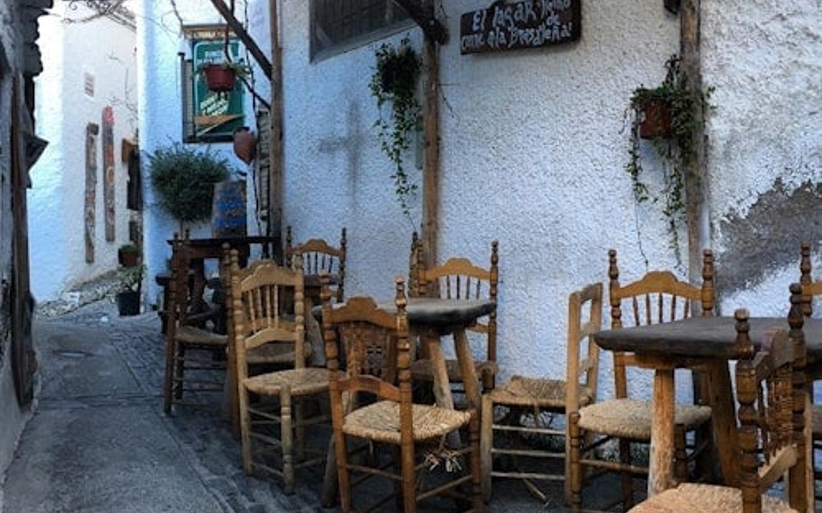 تور یک روزه به آلپوجرا: همراه با ناهار (اختیاری)