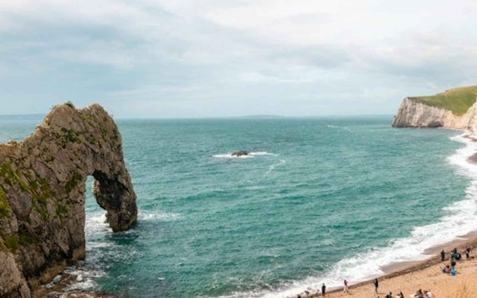 Salisbury & Jurassic Coast: Guided Day Trip from Bath