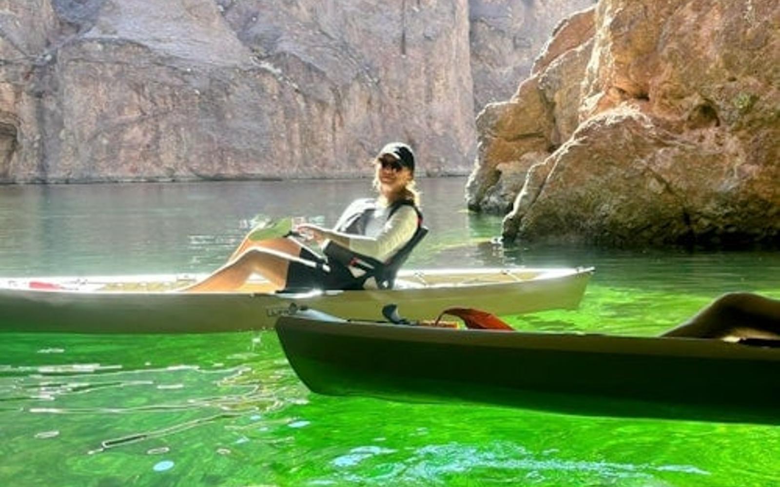 Emerald & Echo Cave: Half-Day Guided Kayak Tour