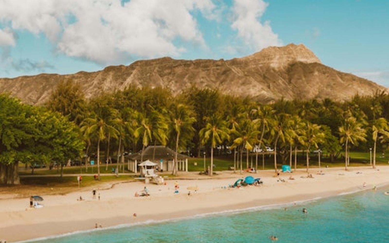 Waikiki: Roundtrip Shuttle Transfer from Ko Olina