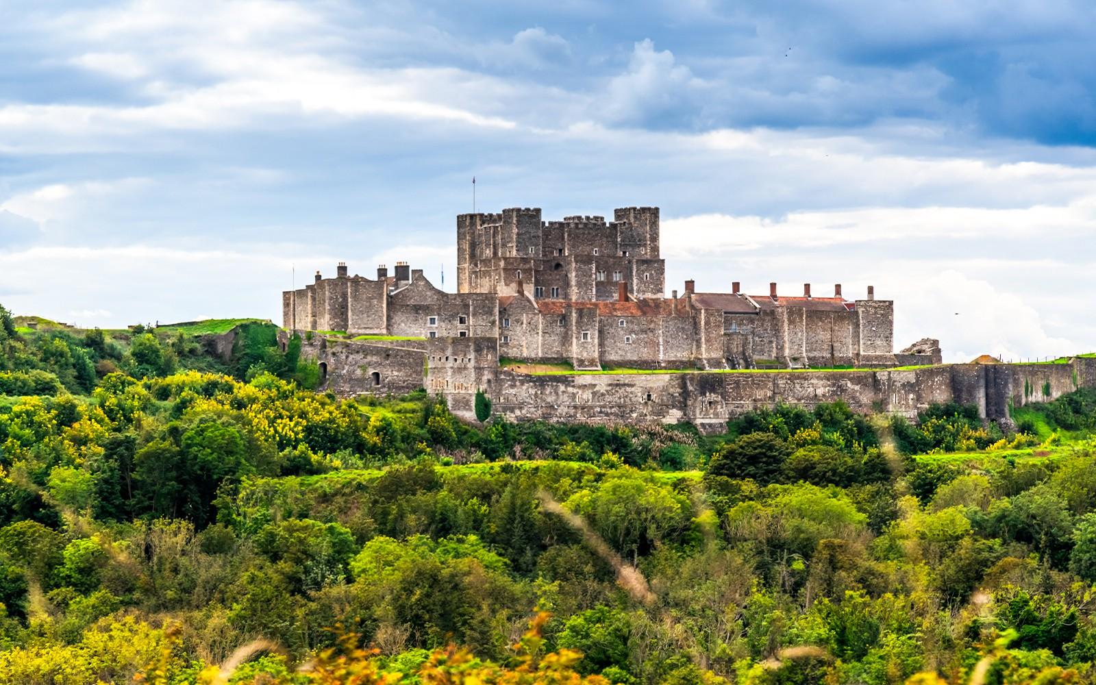 Des de Londres: excursió de dia complet a la Catedral de Canterbury, el Castell de Dover i els Penya-segats Blancs tickets, Londres