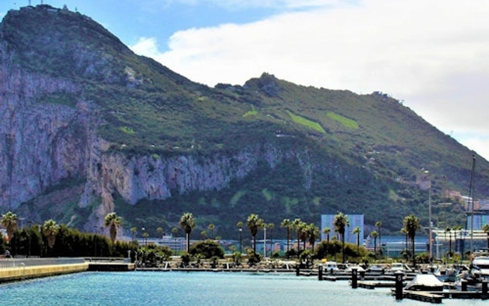 Rock of Gibraltar: Day Trip from Málaga