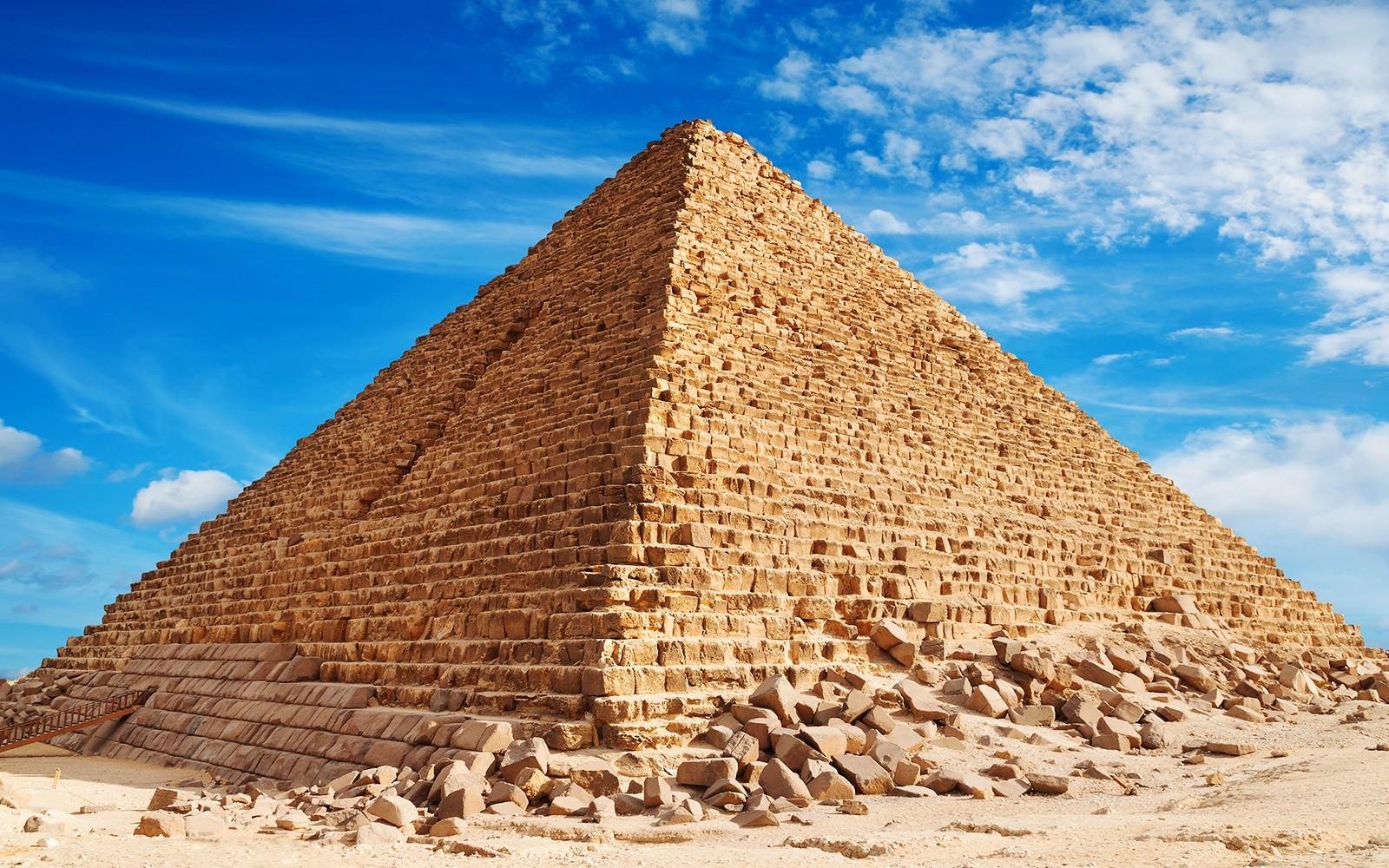 Des de Sharm El-Sheikh: Excursió de dia complet al Caire amb trasllats d'anada i tornada en vol