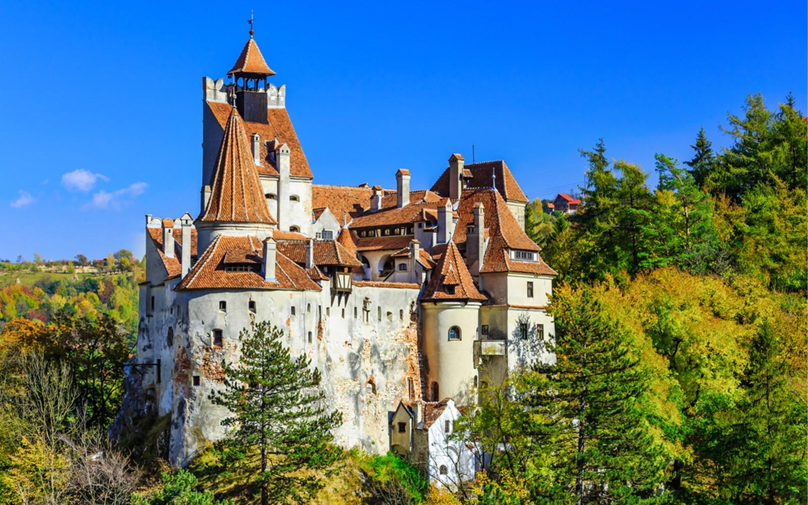 Day Trip To Discover Dracula's Life Journey - Private Tour