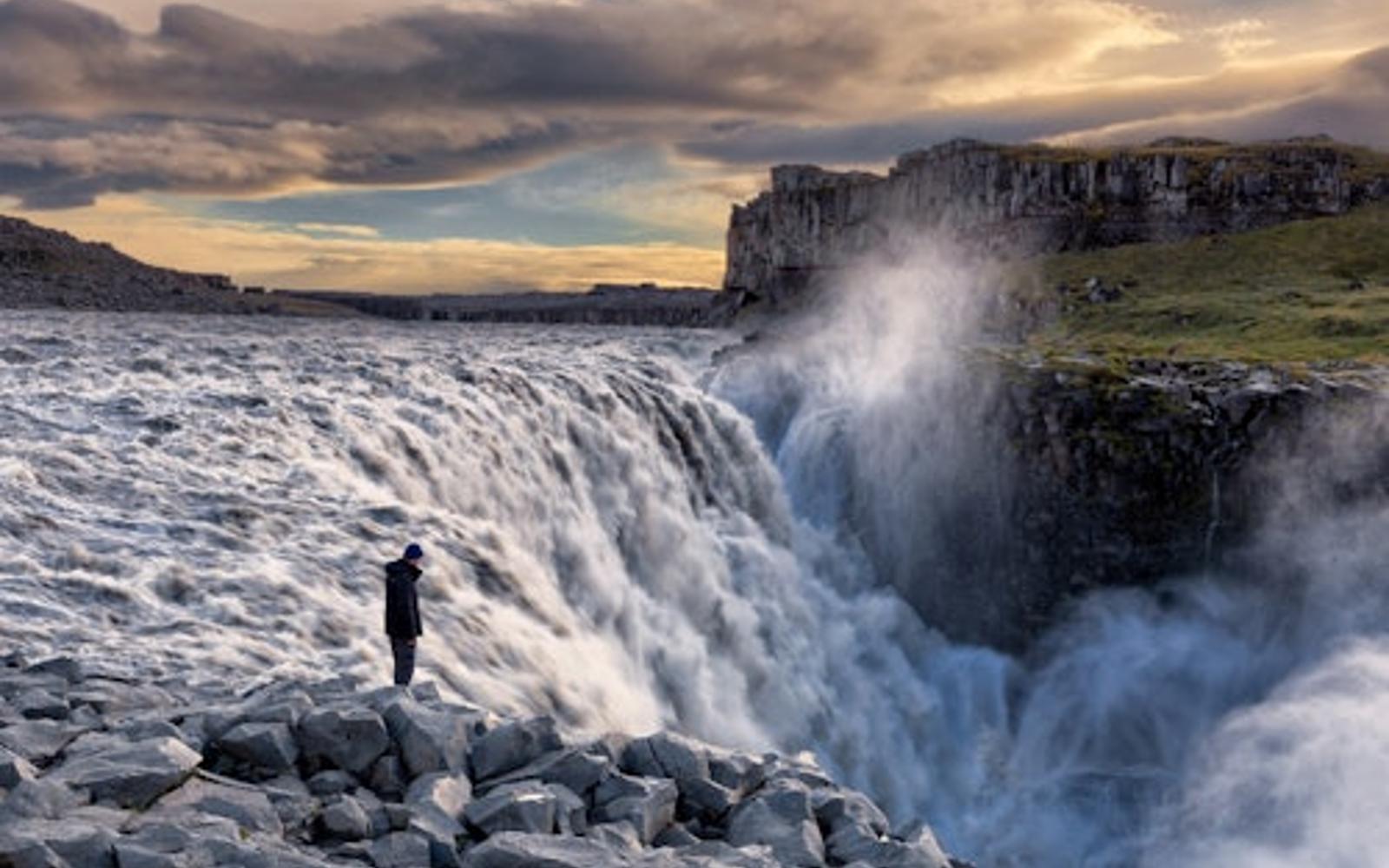 Diamond Circle: Tour from Akureyri + Lunch