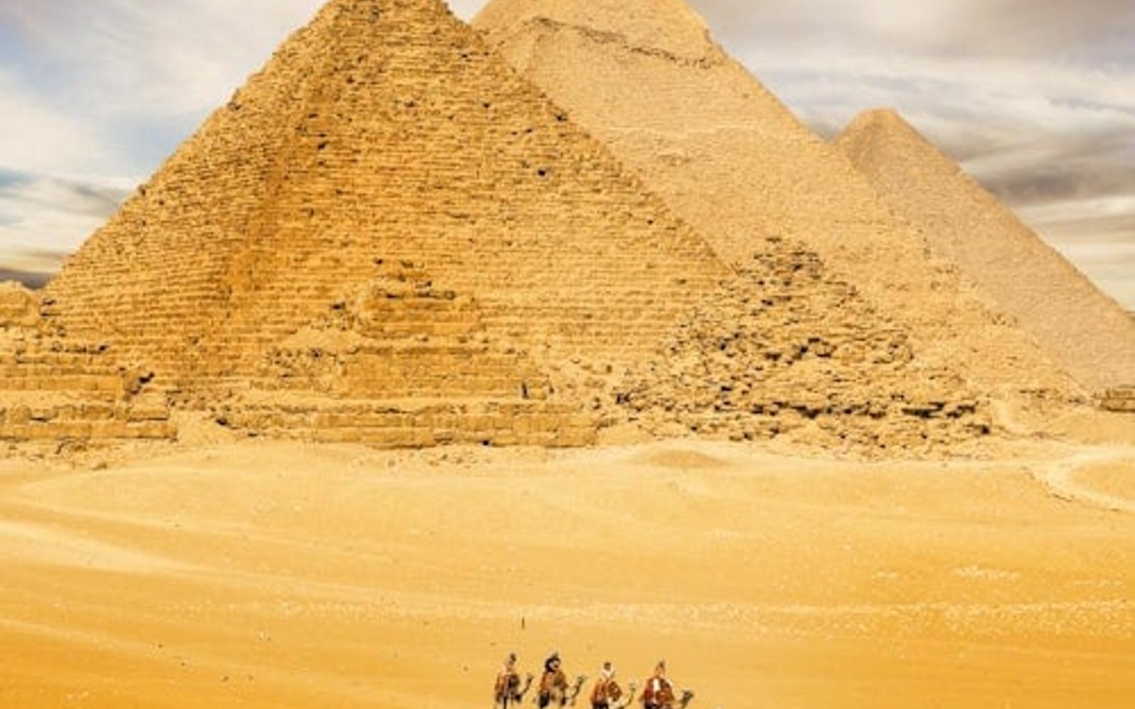تور اهرام جیزه و ابوالهول همراه با سواری فلوقه در رود نیل