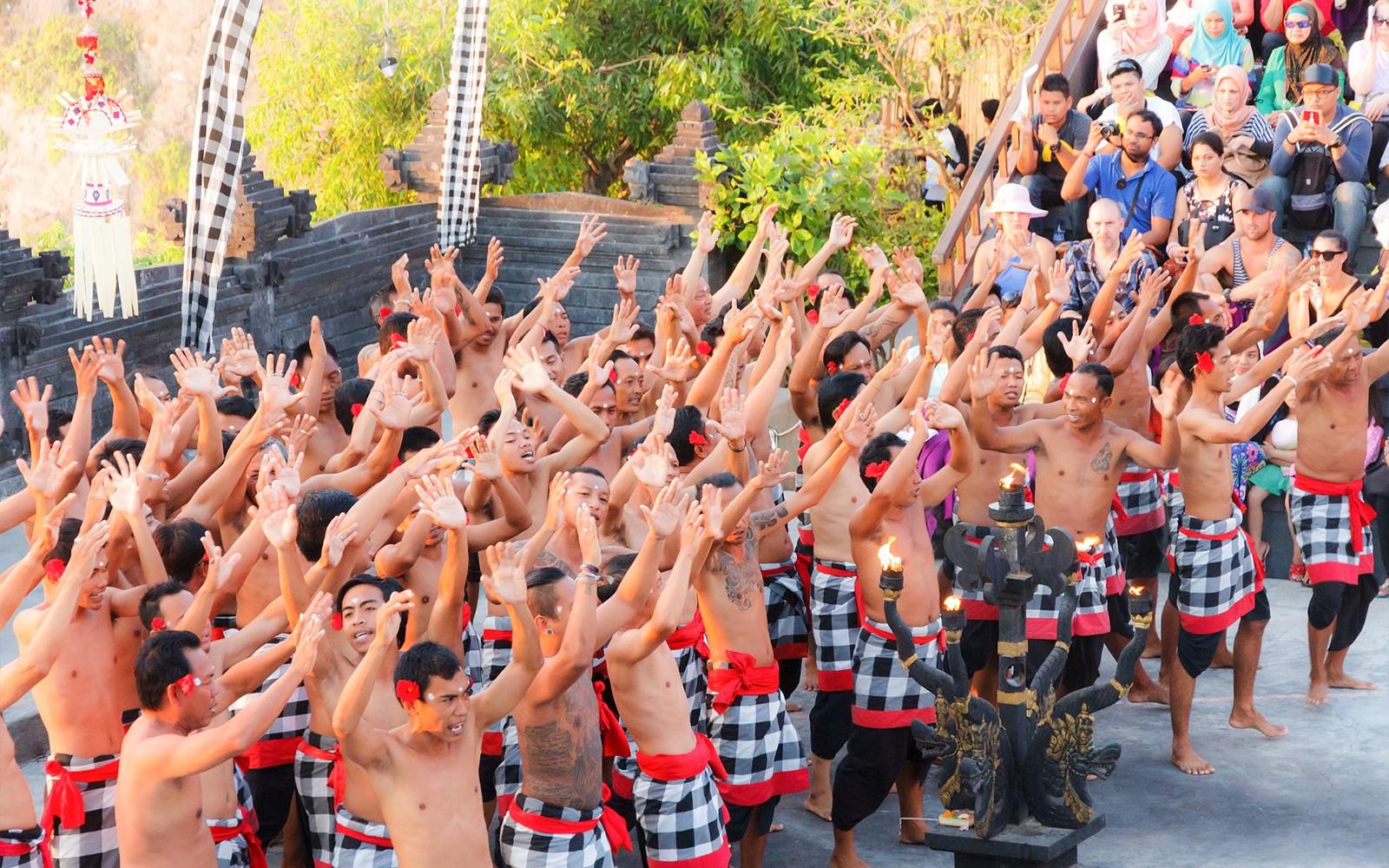 Uluwatu: Kecak & Fire Dance Show Tickets and Tours, Bali