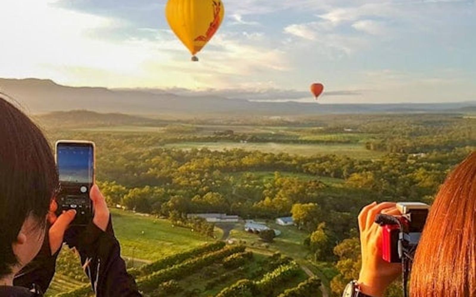 Cairns Hot Air Balloon Experience with Return Transfers