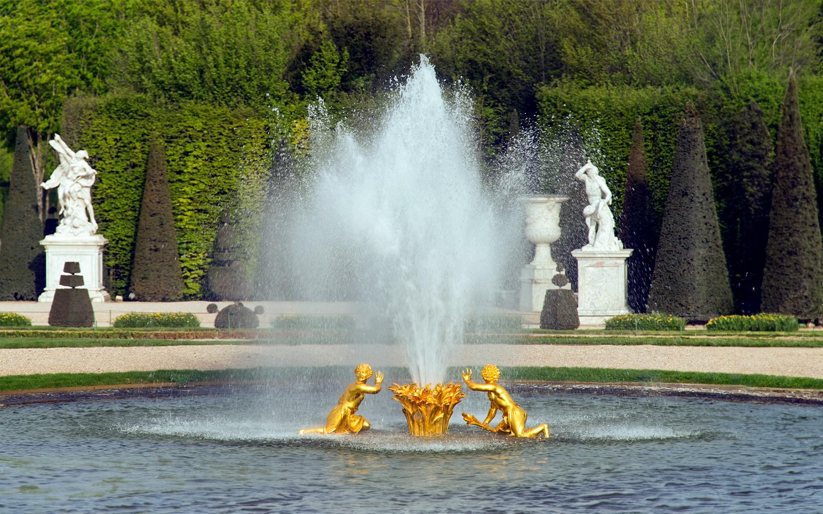 Palace of Versailles Musical Fountains Show Tickets