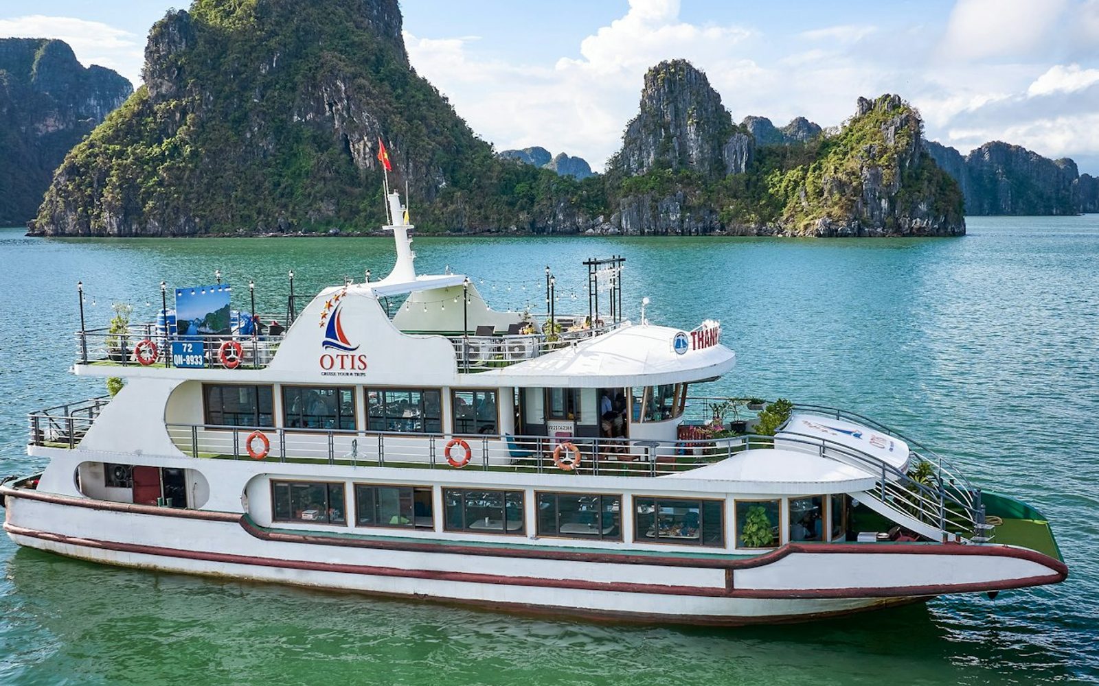 Ha Long Bay: Boat Cruise + Sung Sot & Ti Top + Lunch + Optional Transfers