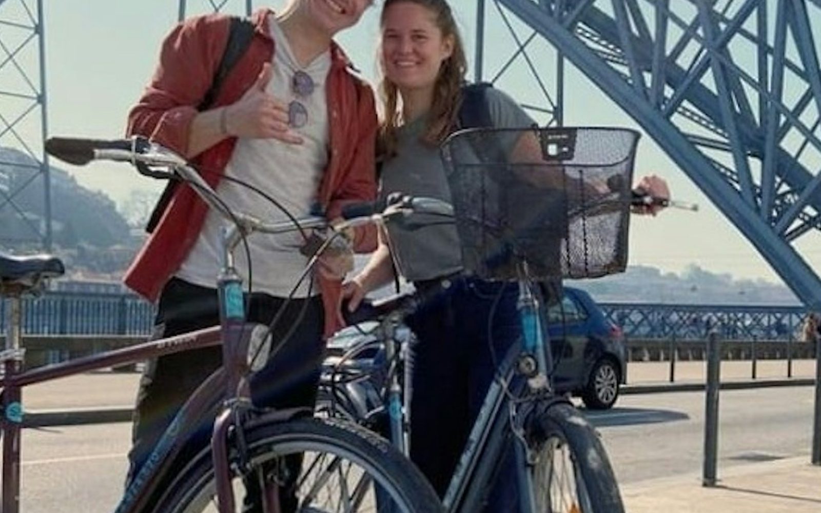 Porto: Bike Rental (with e-Bike Upgrade Option)