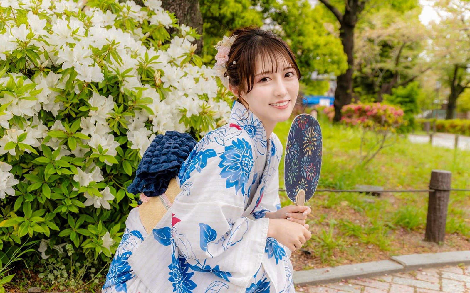 浅草浅草寺近くの着物と浴衣レンタル（オプションのヘアスタイリング付き）