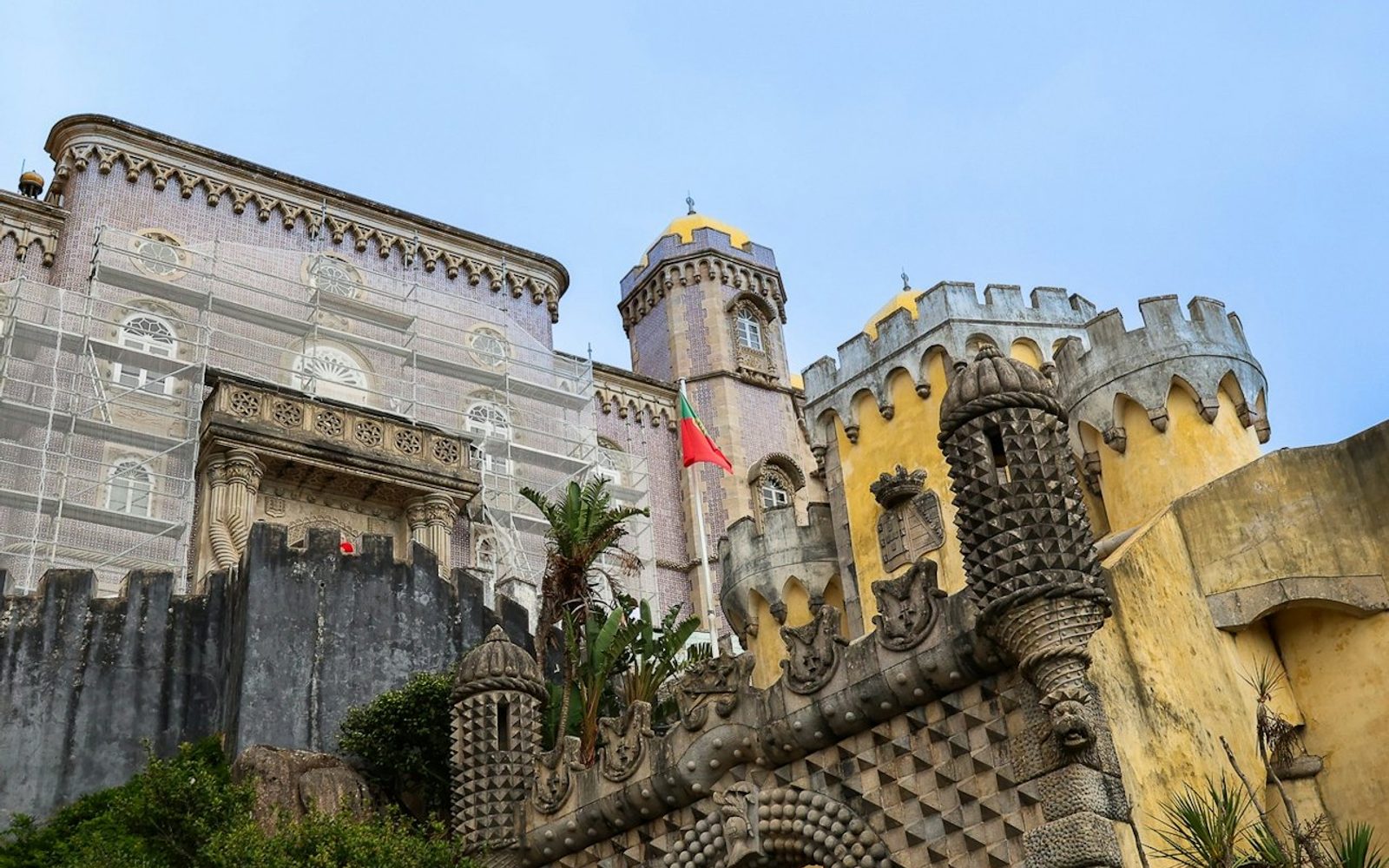 Sintra: Guided Day Tour from Lisbon + Quinta da Regaleira & Pena Palace Entry