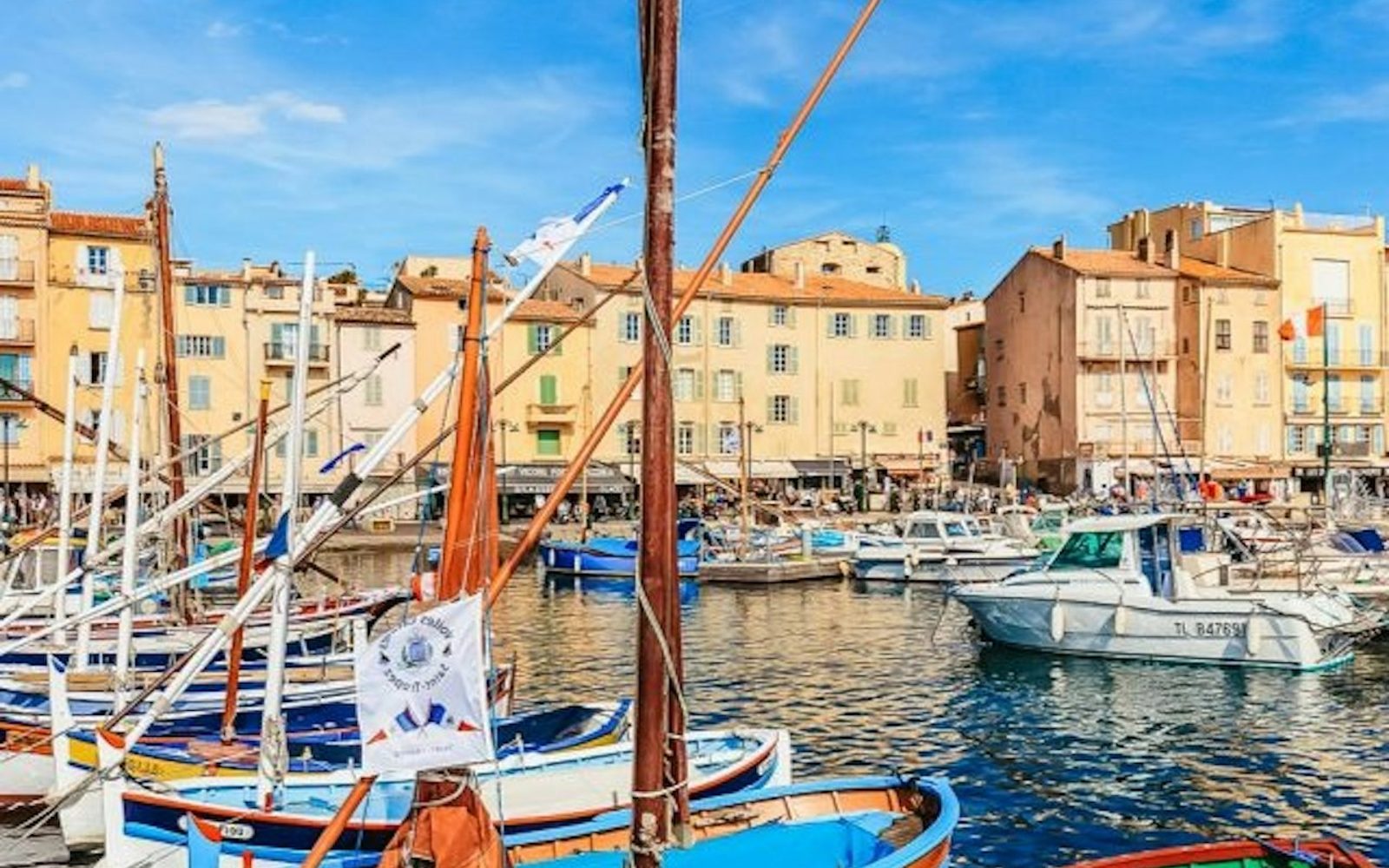 French Riviera: Saint-Tropez and Port Grimaud with Boat Trip Day Tour