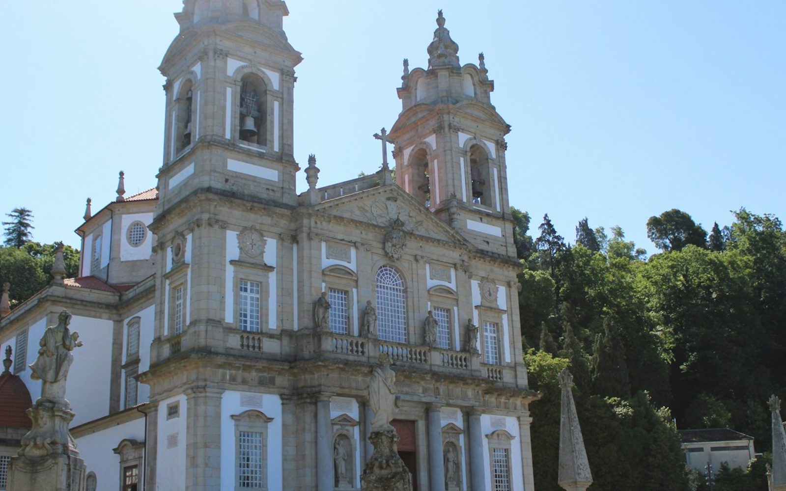 Braga and Guimarães: Day Tour from Porto