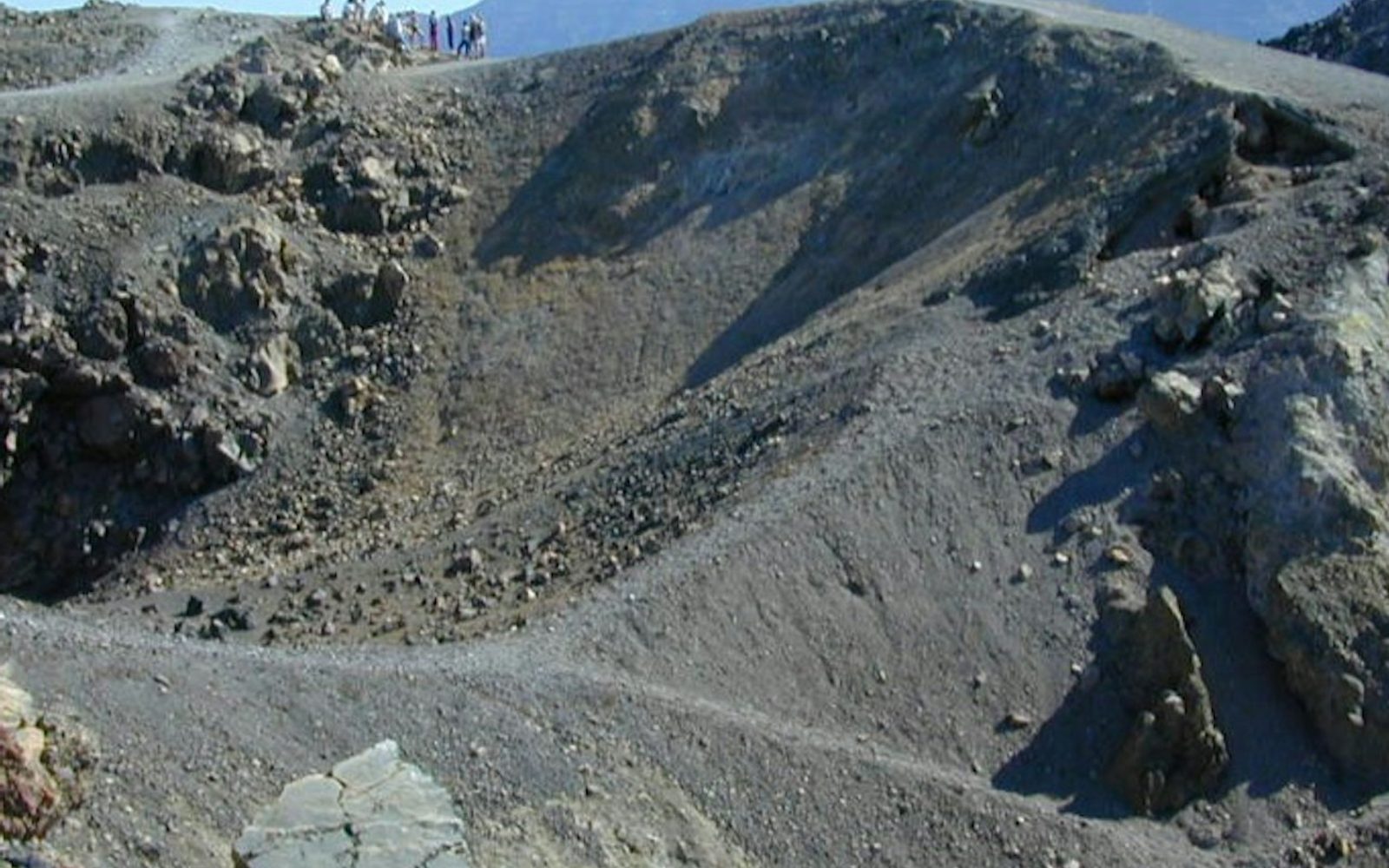 Santorini: Volcano & Hot Springs Guided Boat Tour + Transfer