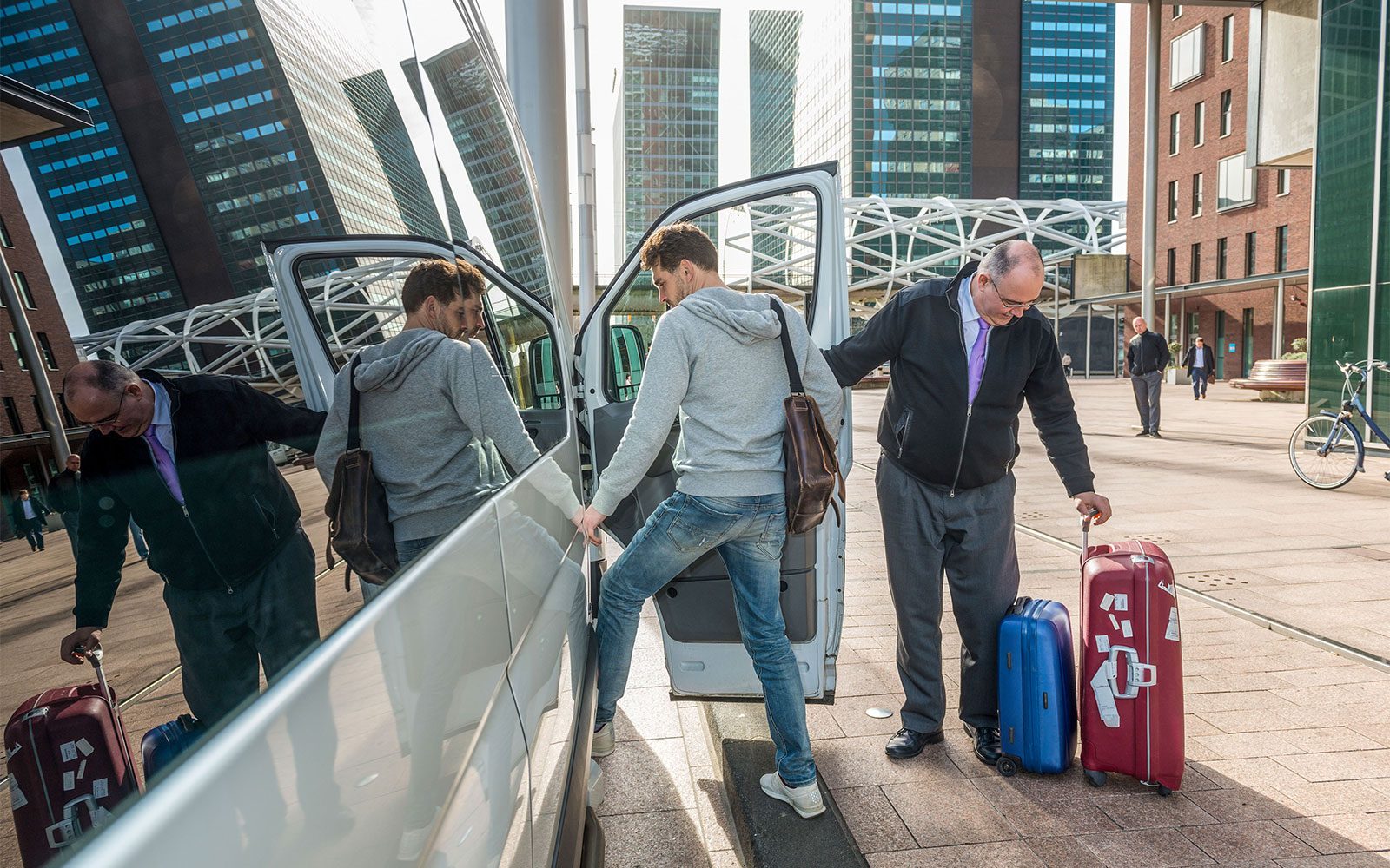 Super Shuttle One-Way Transfers: Dunedin Airport to/from Central City