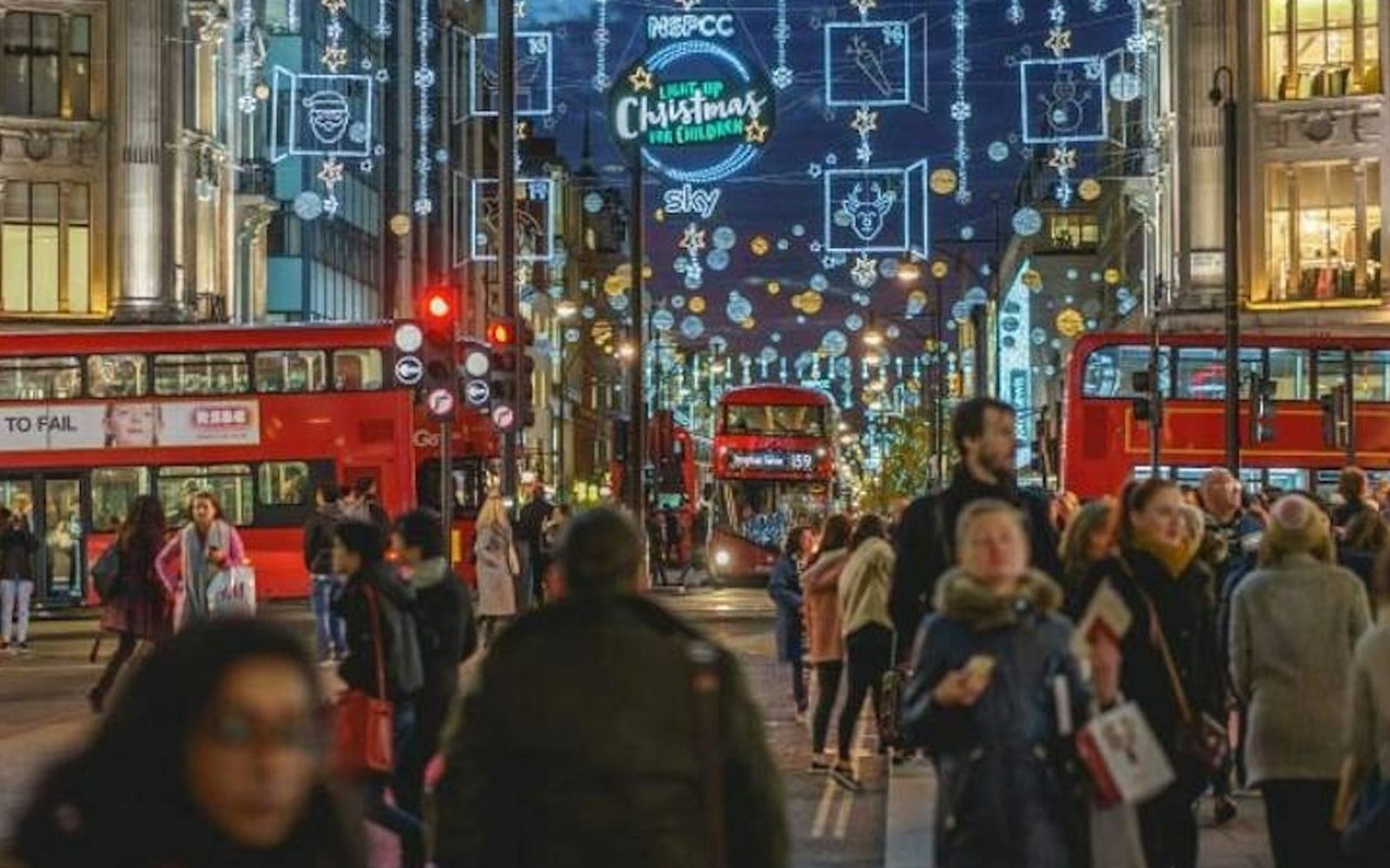 London: Christmas Lights Guided Night Tour