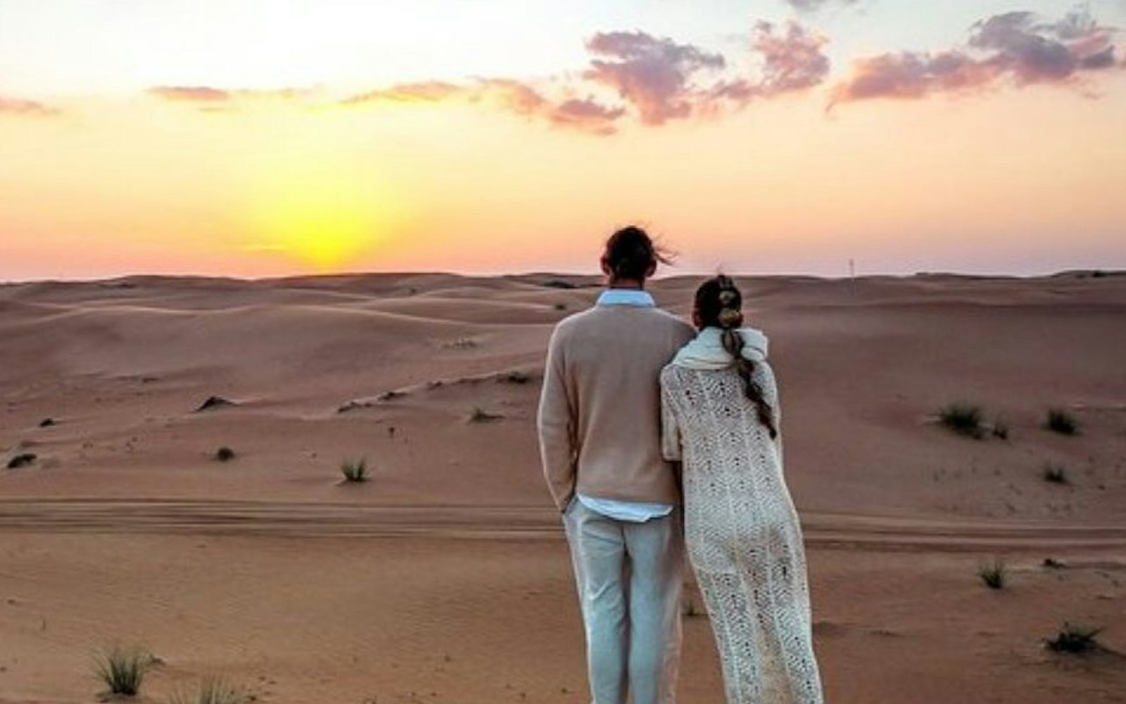 Dubai: Fort Lisaili with Camel Ride, BBQ Dinner, Live Shows & Hotel Transfer