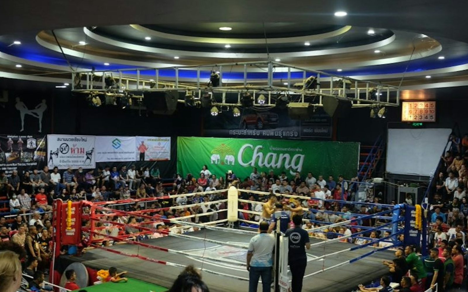 Chiang Mai Boxing Stadium: Muay Thai Match Entry Ticket