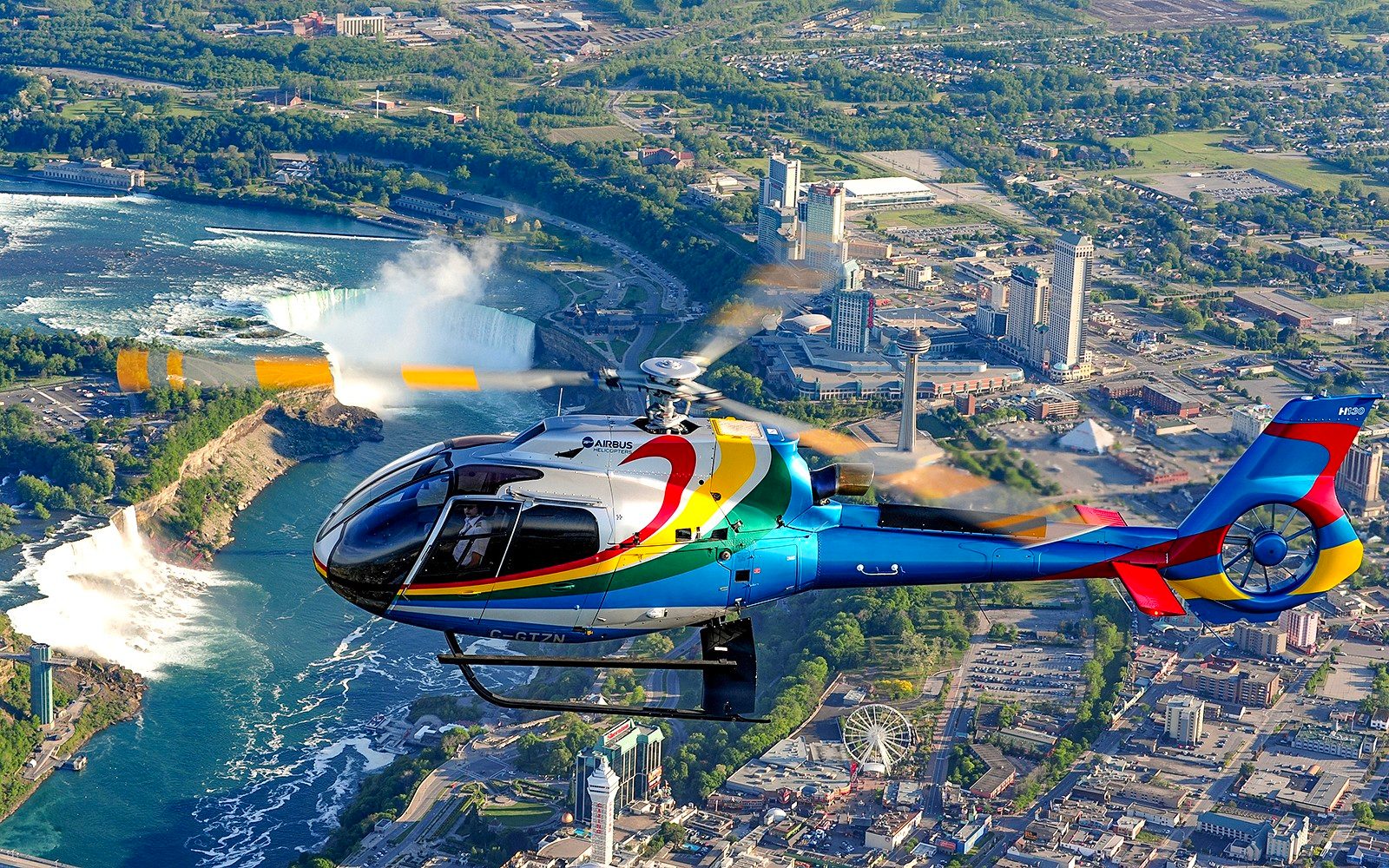 Tur Helikopter Air Terjun Niagara (Kanada)