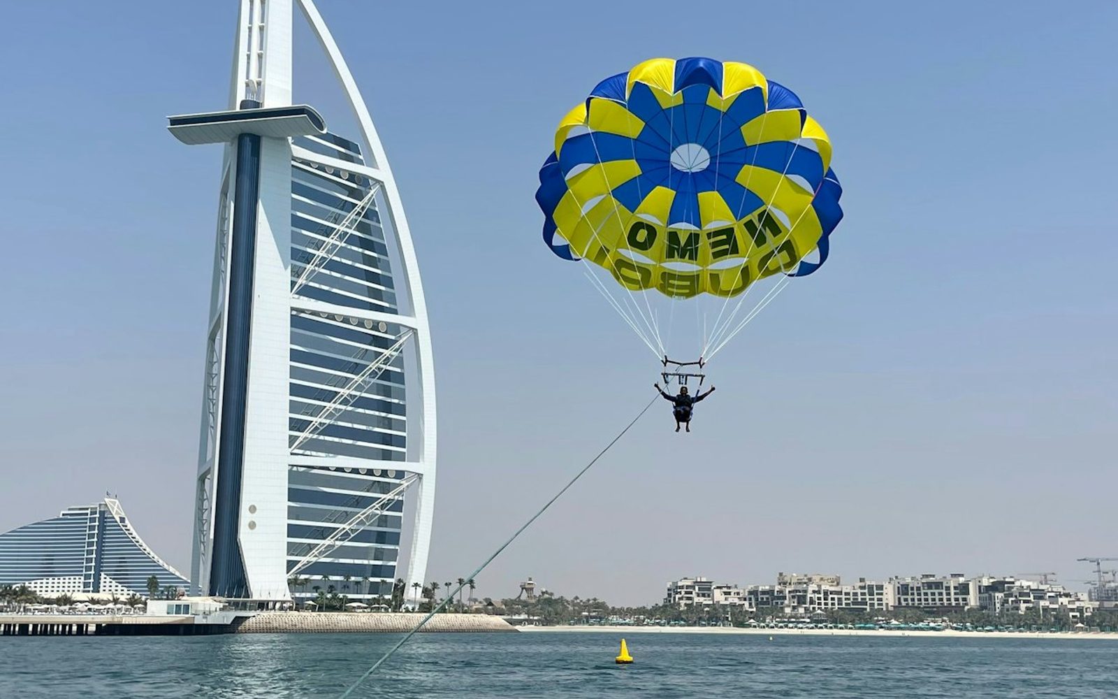 Dubai Parasailing: Experience with Burj Al Arab Sights
