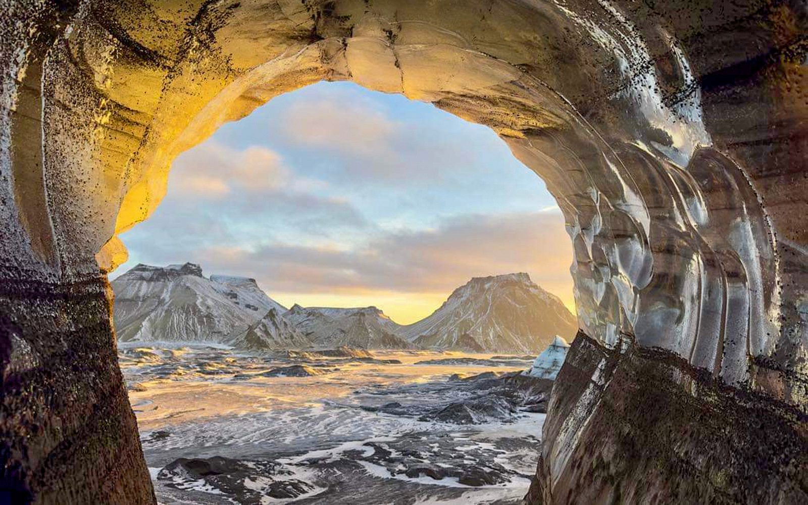 Reykjavik: South Coast & Katla Ice Cave Small Group Tour