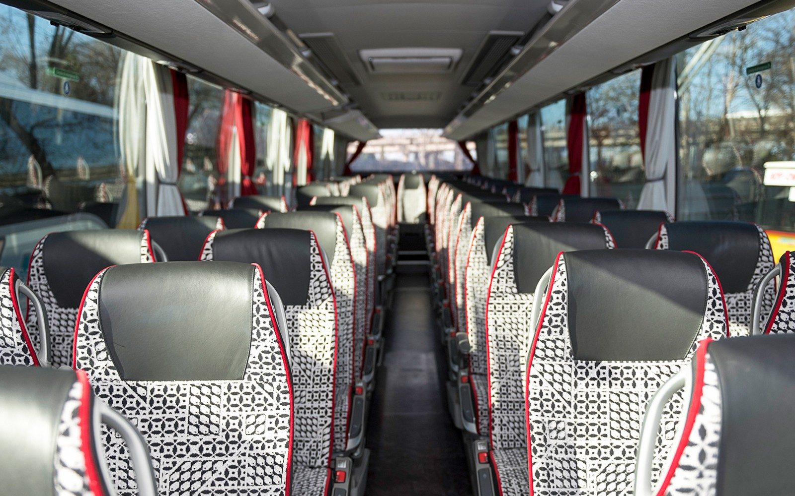 Bus Transfers: Ciampino Airport to/from Rome Termini Station by SIT