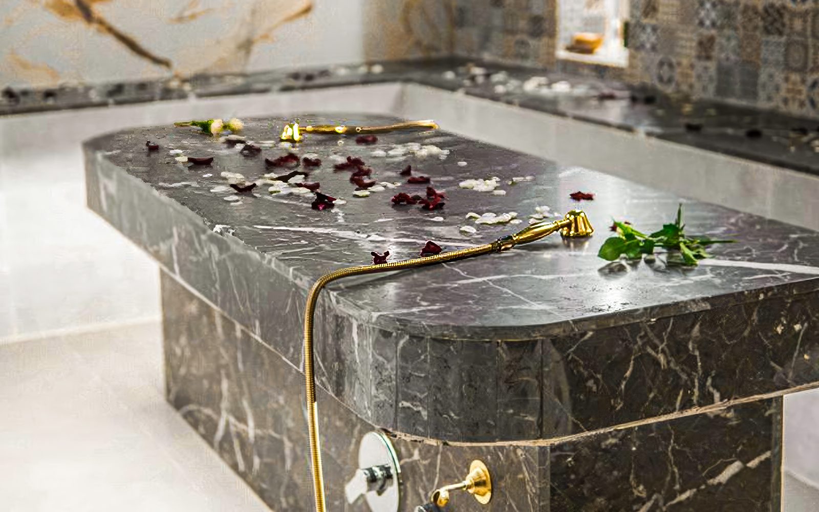 Marrakesh: Traditional Moroccan Hammam and Massage