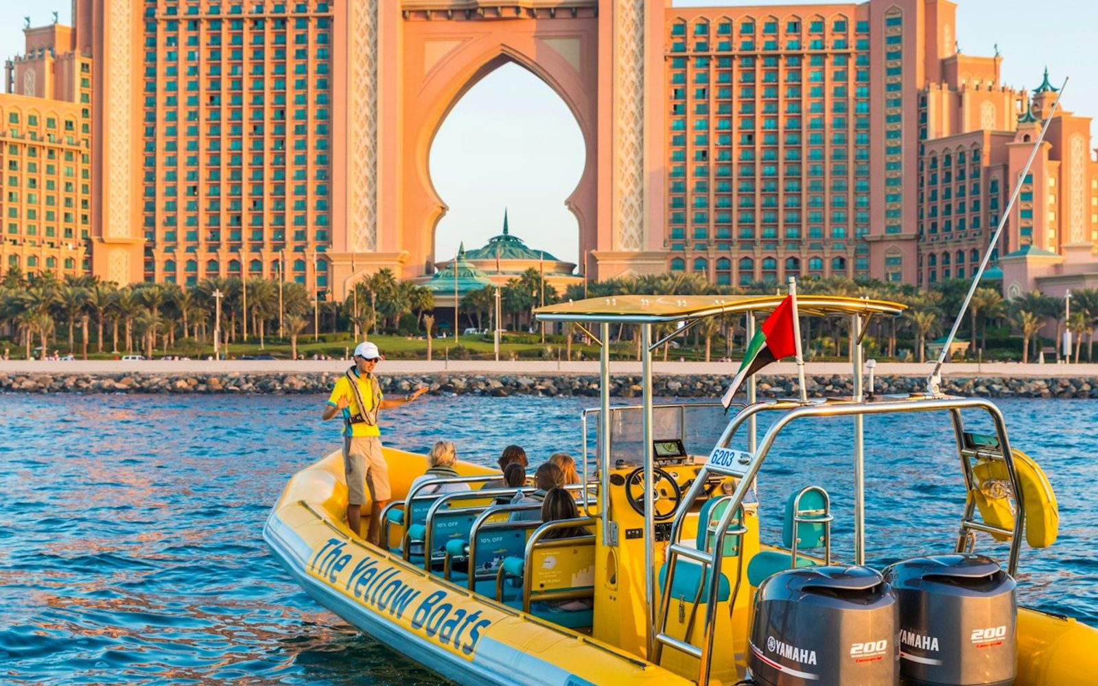 The Yellow Boats: 75-Min Atlantis Tour - Dubai Marina, Ain Dubai, Palm, Atlantis