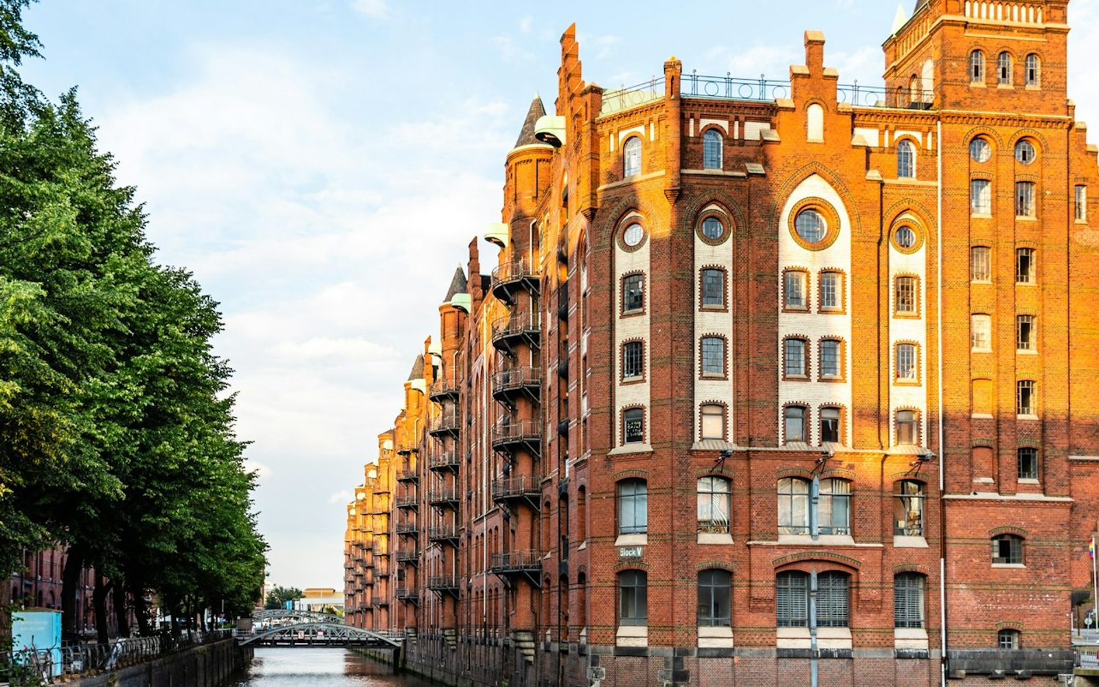 Speicherstadt Tour with Coffee Tasting