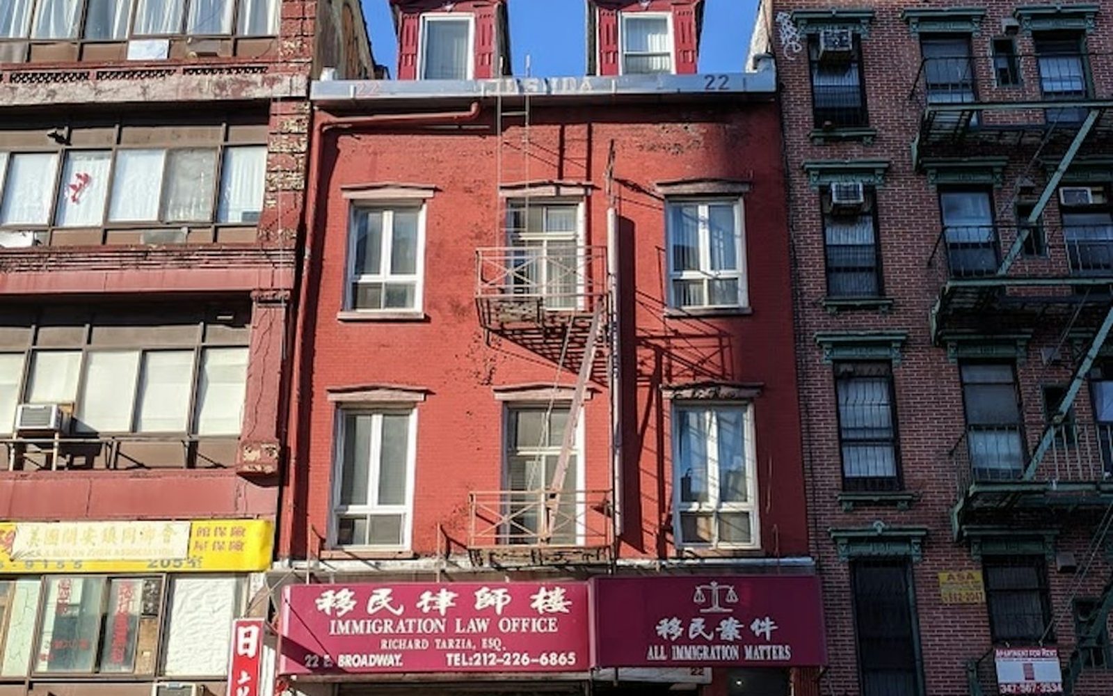 Tenement History and Immigrant Life in the Lower East Side