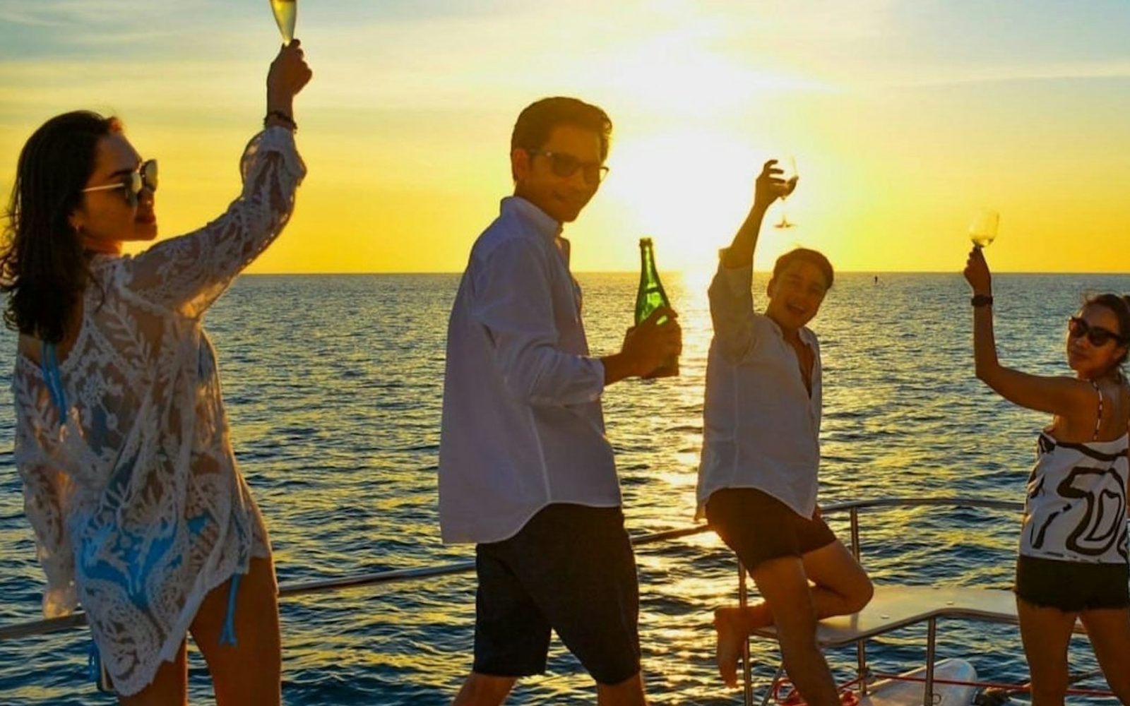 Phuket: Koh Hey Sunset Catamaran Cruise + Dinner + Transfer