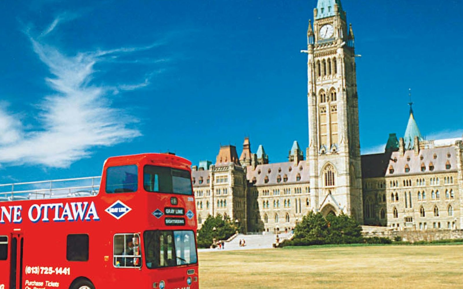 Ottawa City Tour: Hop-on Hop-off Bus