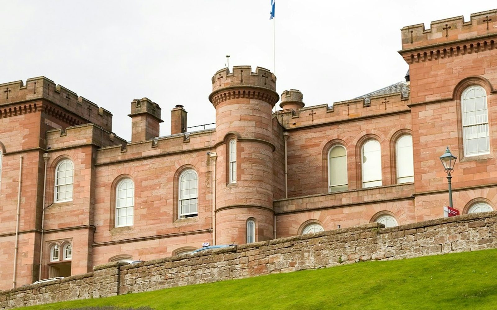 Inverness Castle: Entry Ticket + City Audio Guide