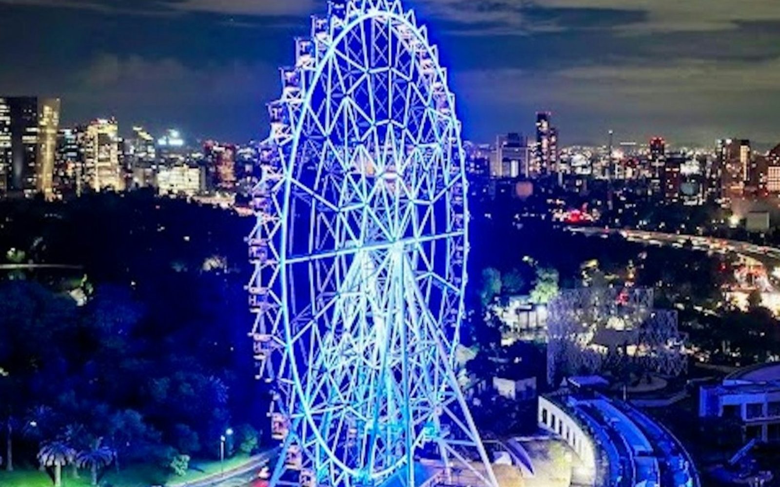 Aztlán Feria de Chapultepec: Flight Through the World Ride + Unlimited Tacos