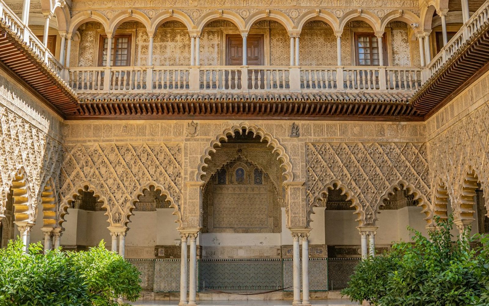 Royal Alcázar of Seville: Fast Track Ticket + Audio Guide App
