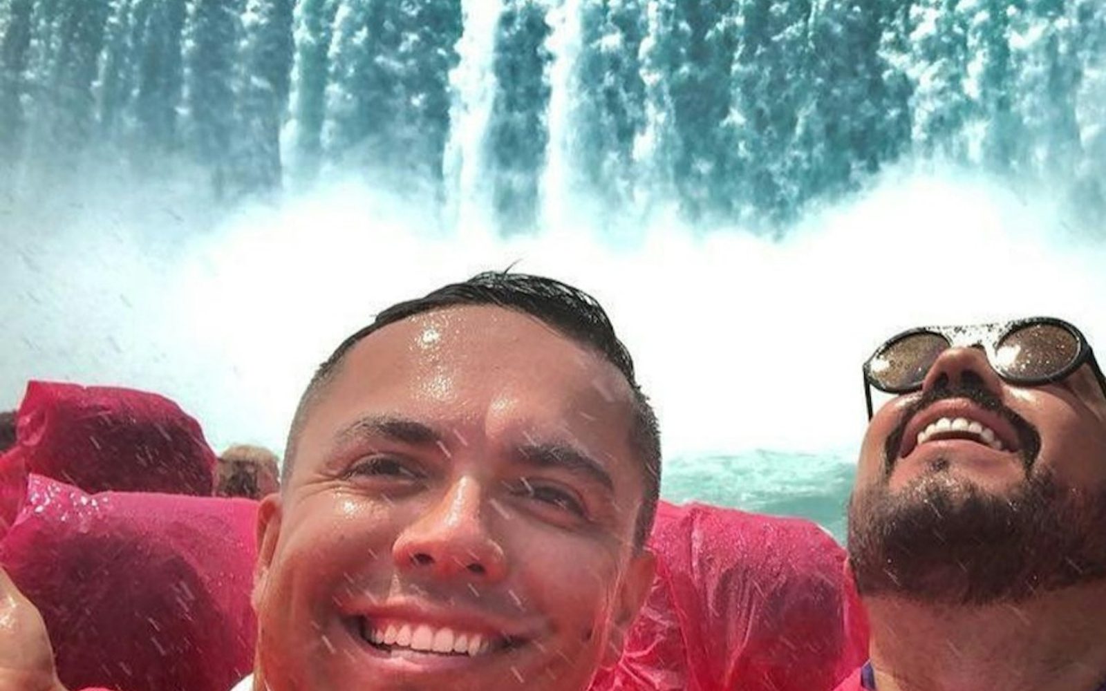 Niagara Falls (CA): Boat Cruise + Guided Walking Tour