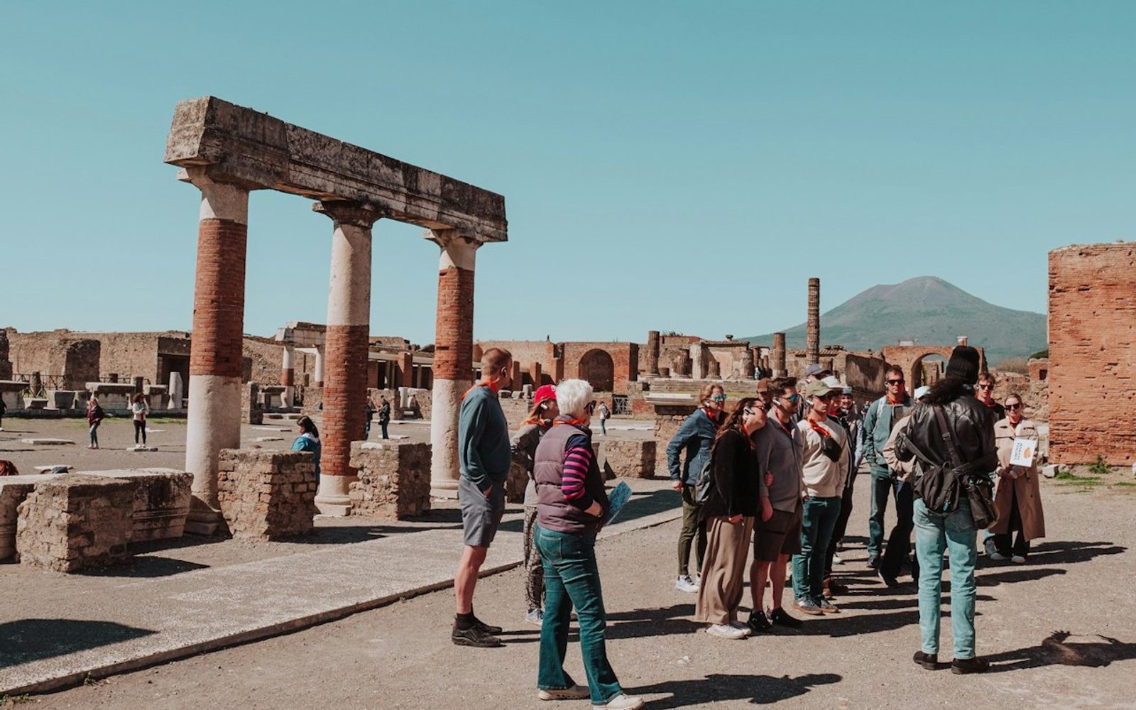 Pompeii & Mount Vesuvius: Small Group Guided Tour + Transfers