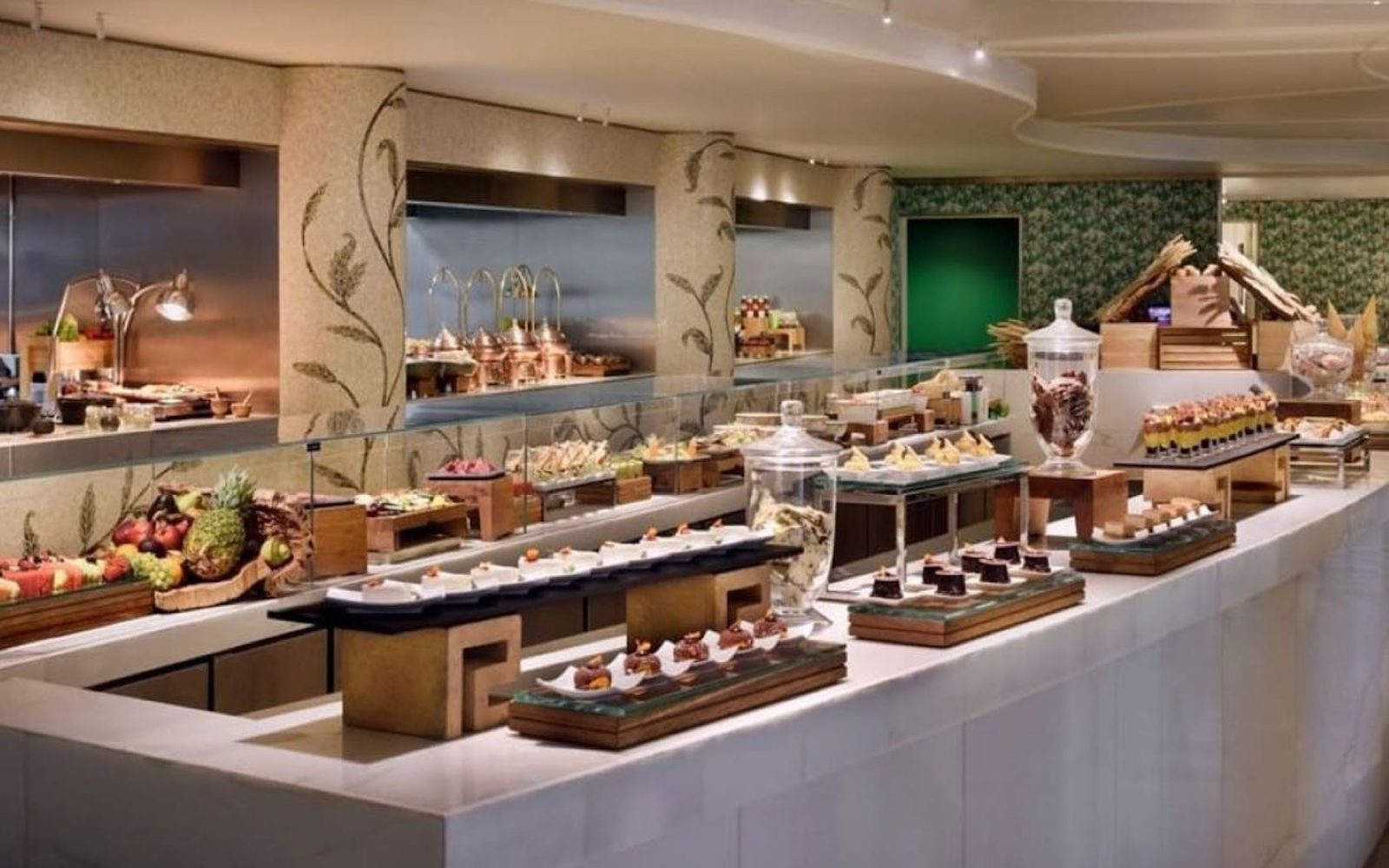 Giardino Breakfast Buffet: International Buffet with Live Cooking Stations and Outdoor Terrace