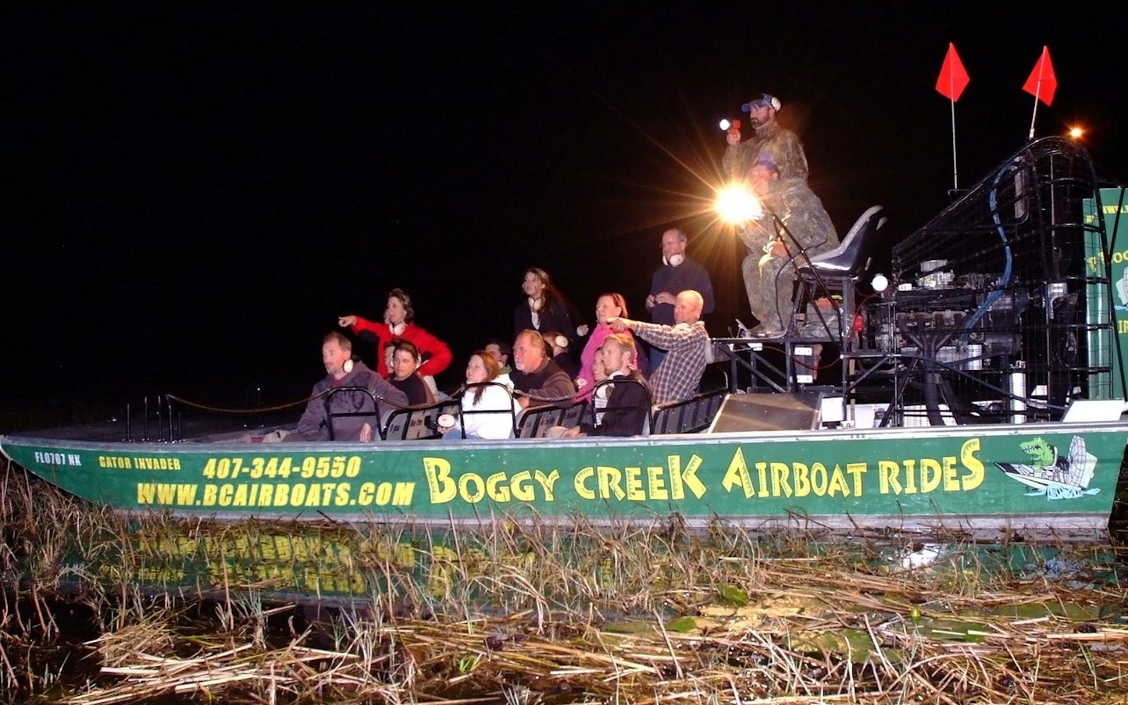 Kissimmee: 1-Hr Boggy Creek Night Everglades Airboat Tour