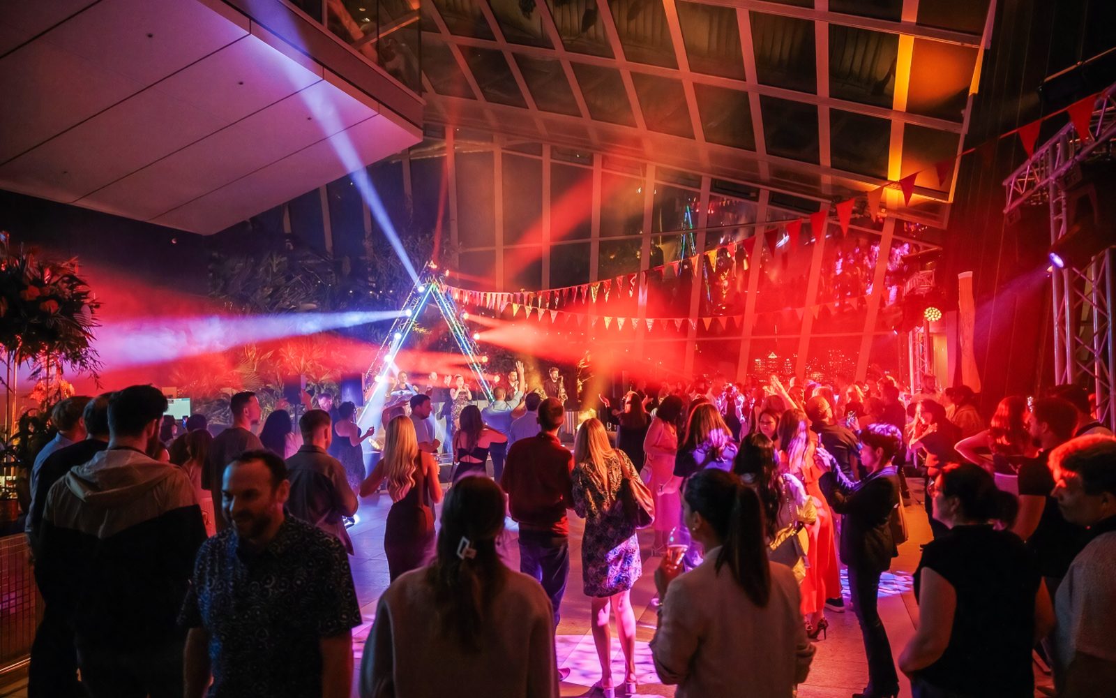 Biglietto per la serata musicale allo Sky Garden e calice di champagne