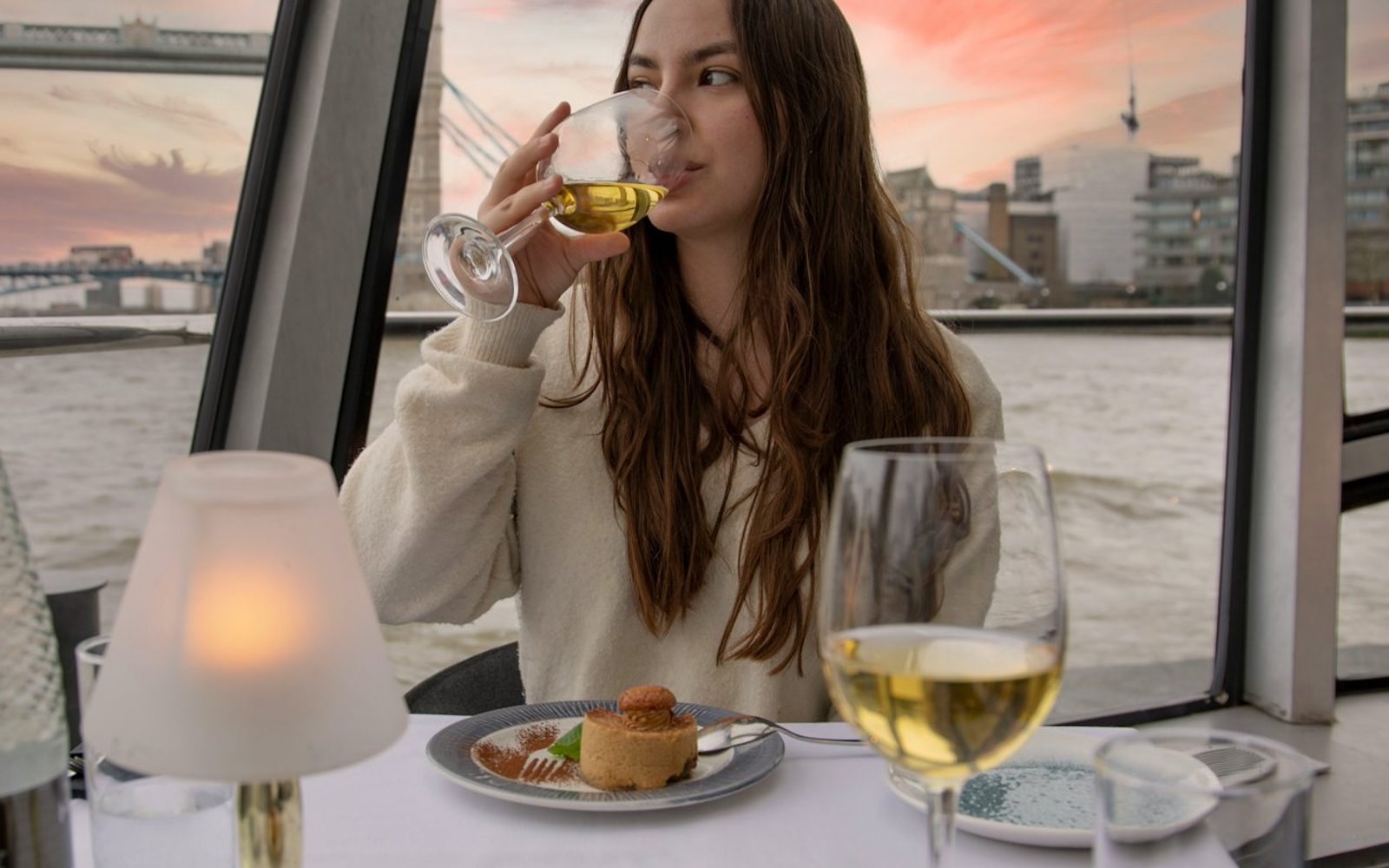 London: Thames Dinner Cruise + Live Music