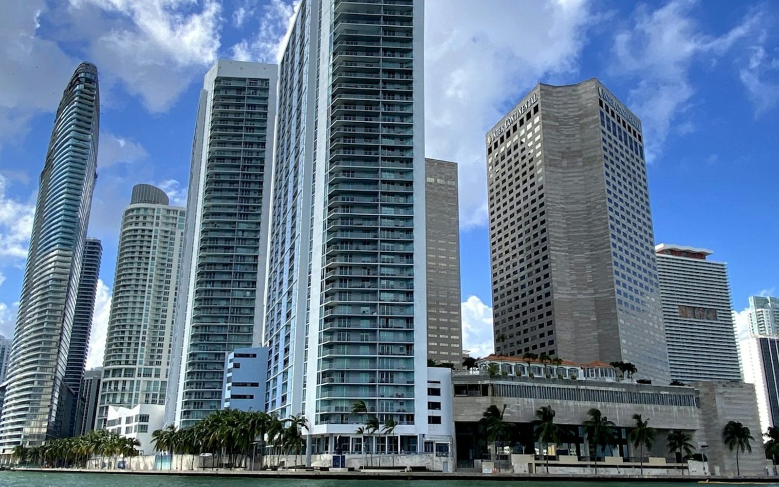 Miami: Sightseeing Day Cruise from South Beach