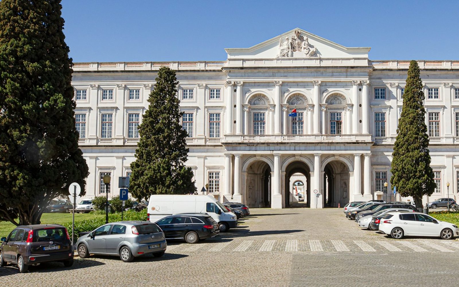 National Palace of Ajuda: Entry Ticket