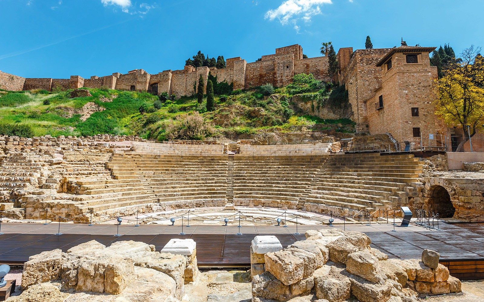 1.5-Hour Walking Tour of Roman Theater & Alcazaba Castle