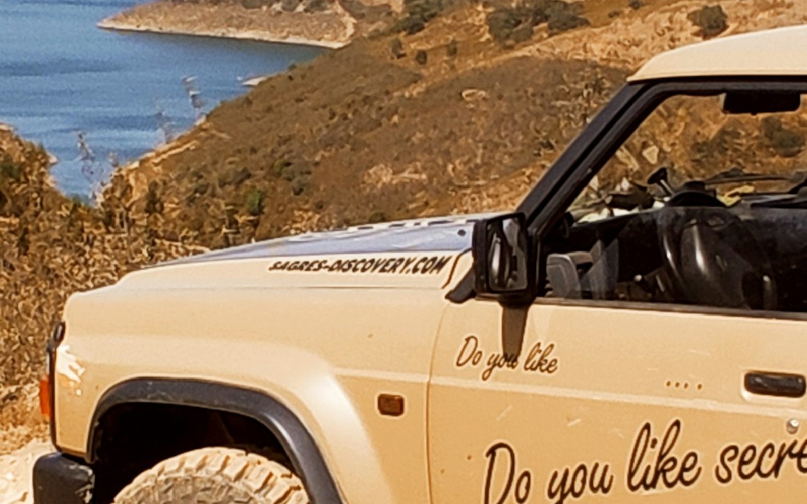 Monchique Mountains & Bravura Lake: Full-Day 4x4 Guided Tour + Transfer + Lunch