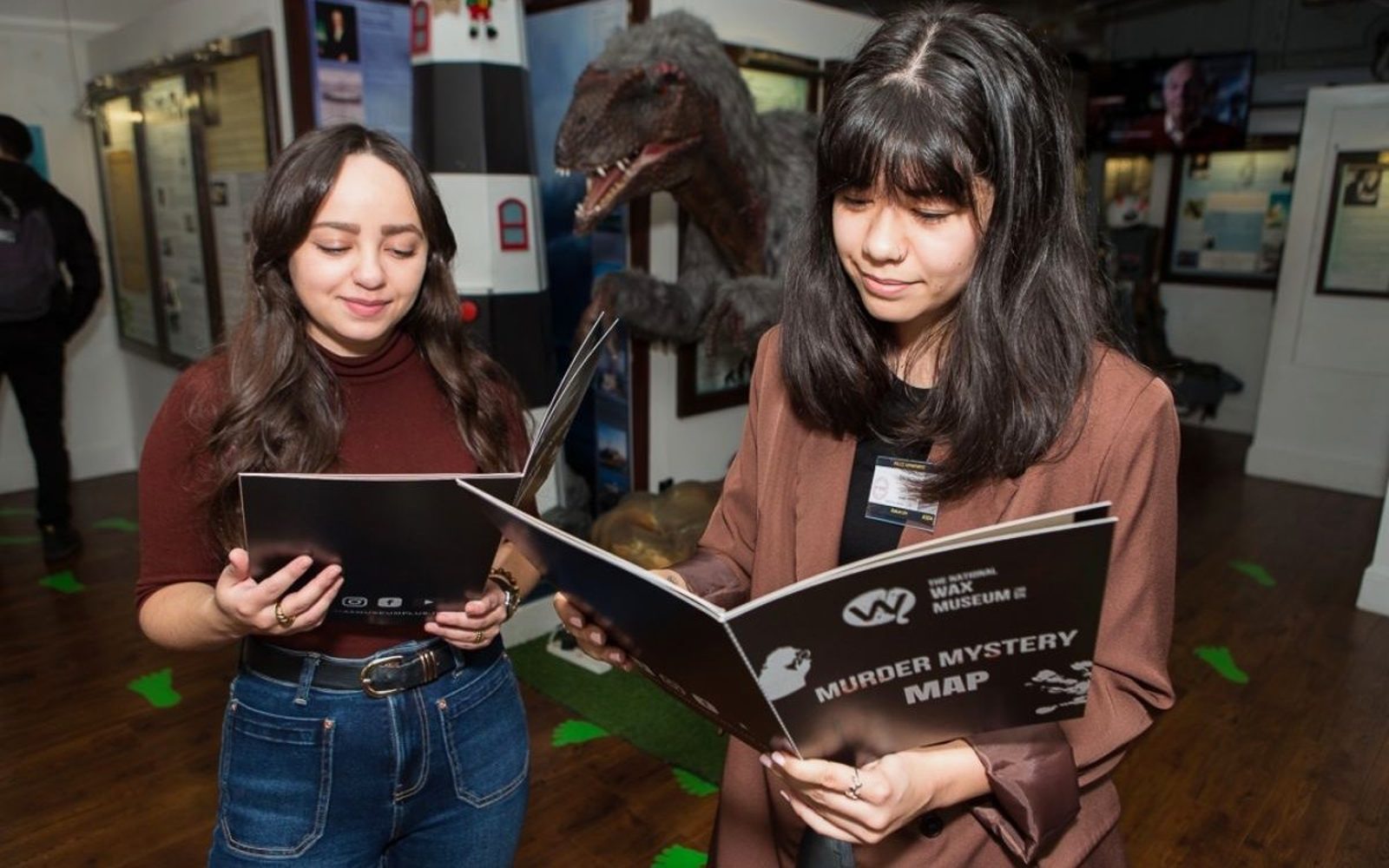 Murder Mystery at the National Wax Museum Plus
