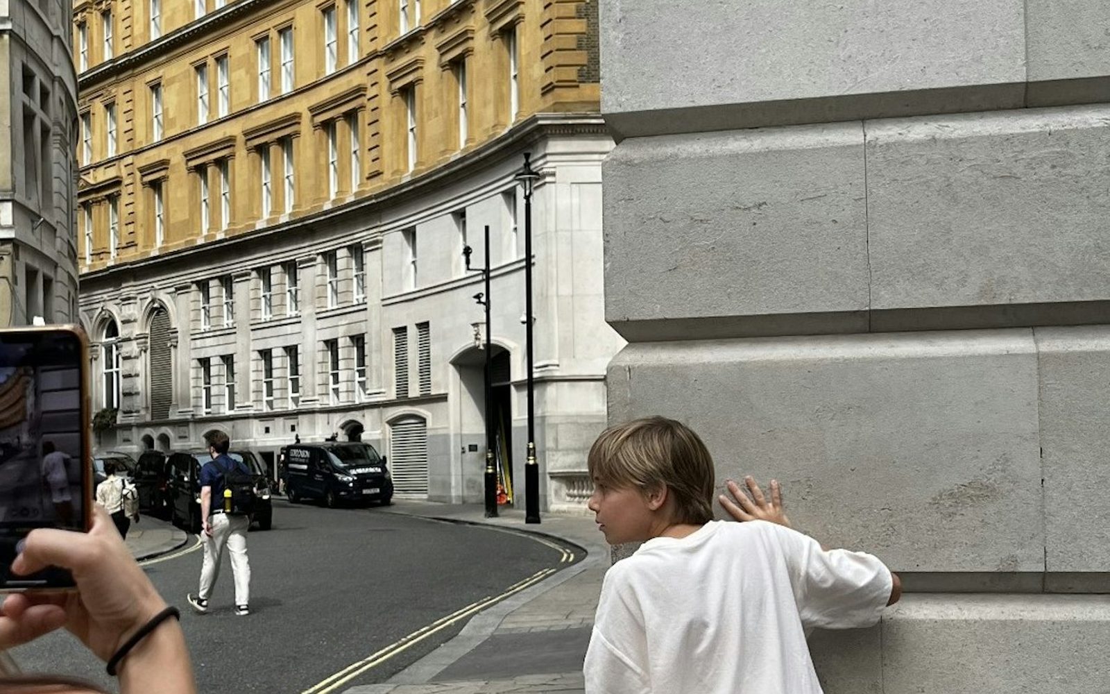 London: 2-Hr Private Harry Potter Film Sites Walking Tour + Live Magic Show
