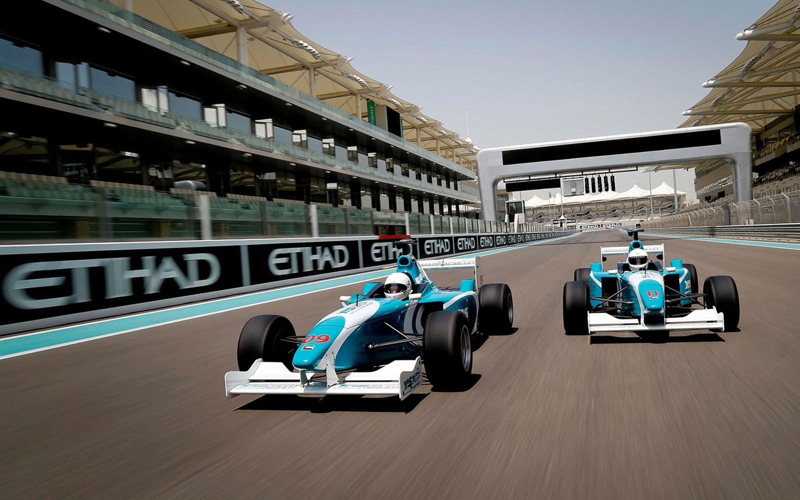 Formula Yas 3000 Køreoplevelse på Yas Marina Circuit
